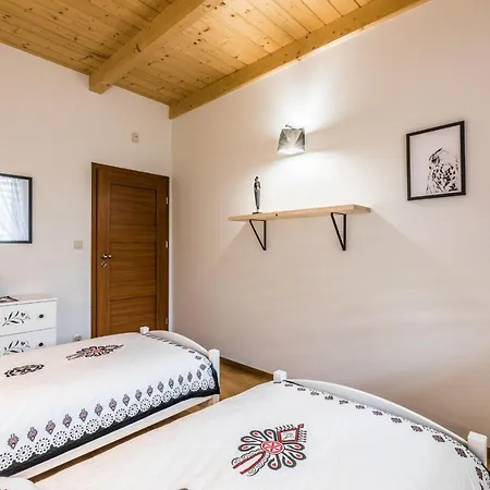 Apartment Harenda *